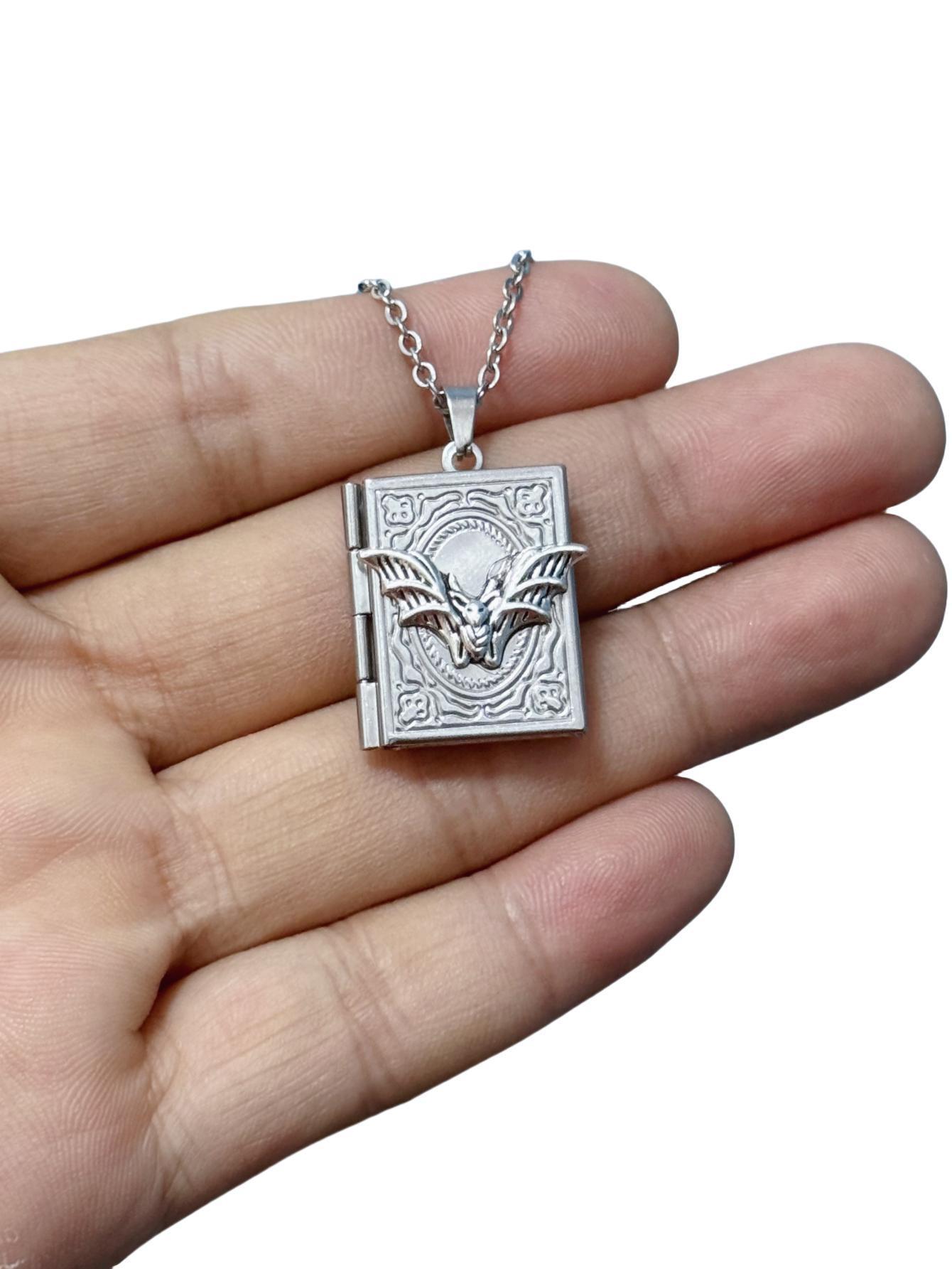 Collana con animali con libro  - Jewelry Making Journal recensione e prezzo