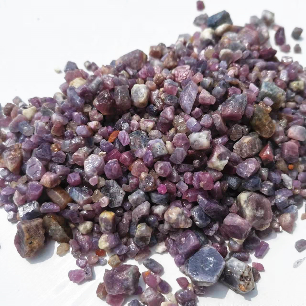 Pietre di corindone viola grez - Jewelry Making Raw Materials recensione e prezzo